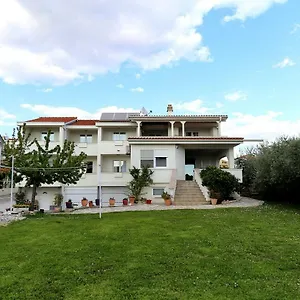 https://villa-micic.hotelinzadar.com